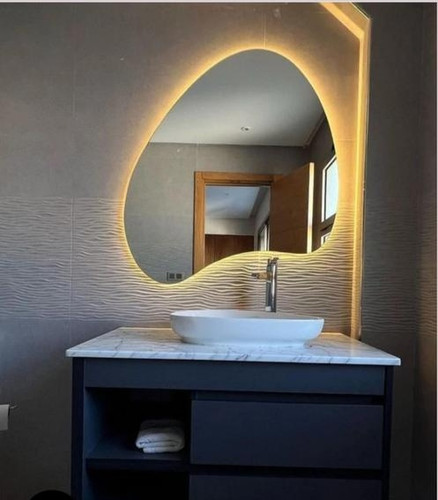 آیینه بک لایت دفرمه